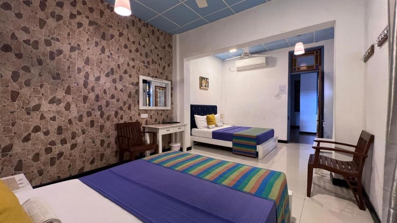 Villa 92 City Stay Канді Екстер'єр фото
