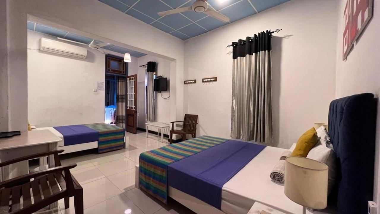 Villa 92 City Stay Канді Екстер'єр фото