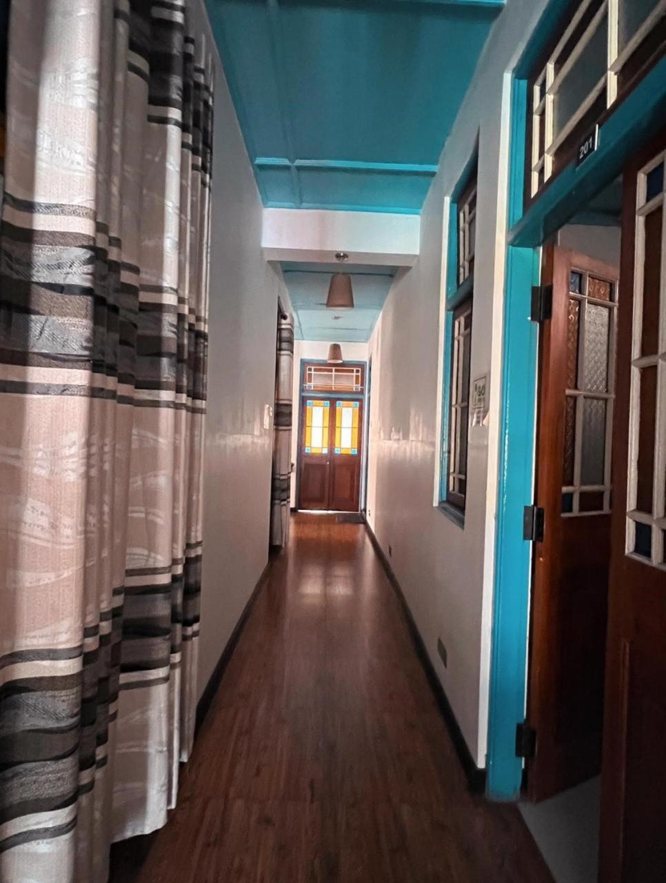 Villa 92 City Stay Канді Екстер'єр фото