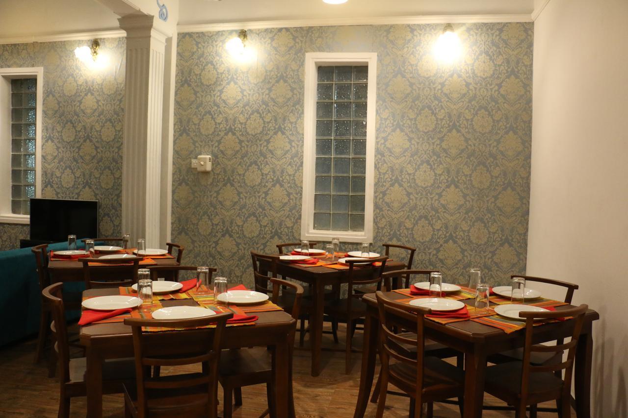 Villa 92 City Stay Канді Екстер'єр фото