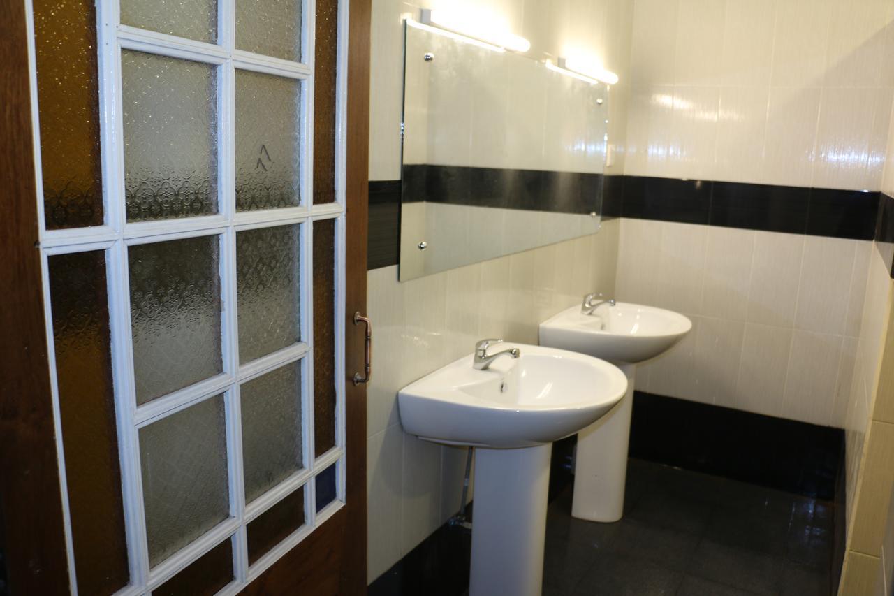 Villa 92 City Stay Канді Екстер'єр фото