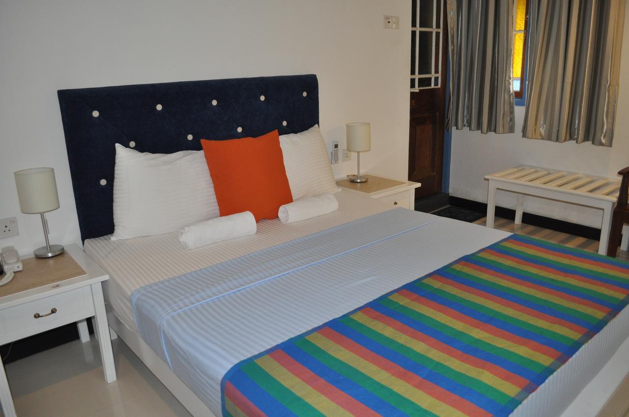 Villa 92 City Stay Канді Екстер'єр фото
