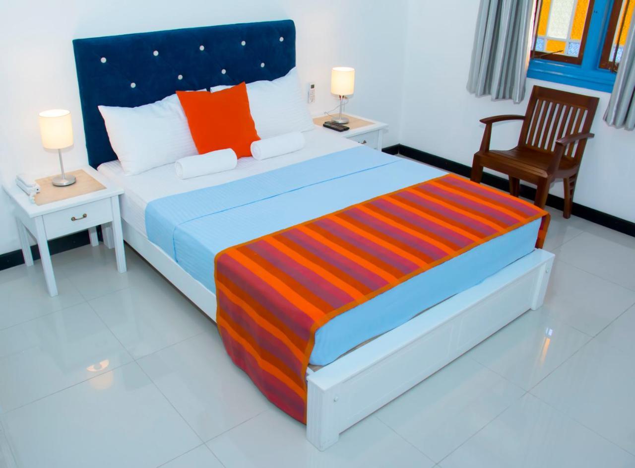 Villa 92 City Stay Канді Екстер'єр фото