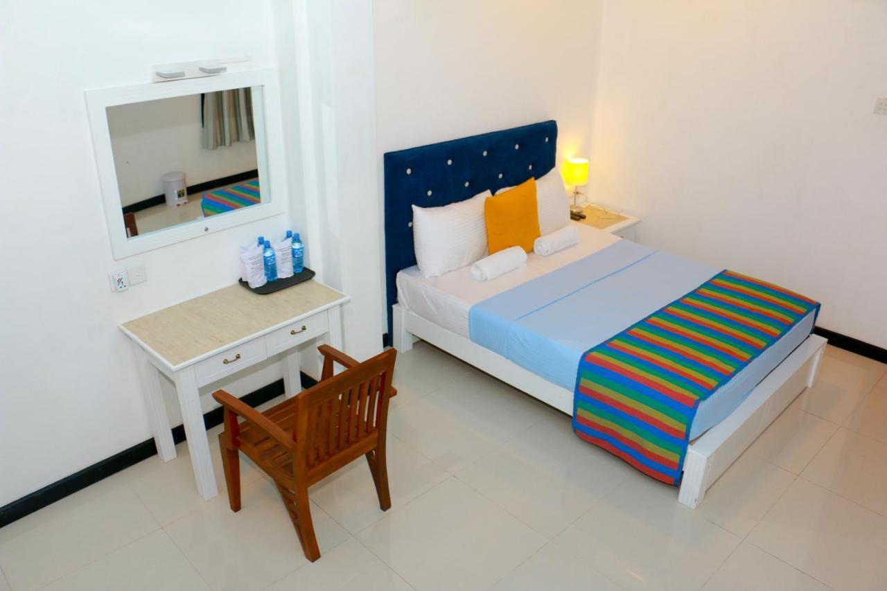 Villa 92 City Stay Канді Екстер'єр фото