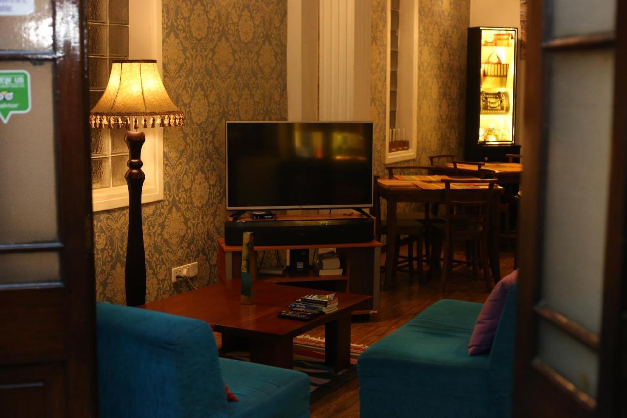 Villa 92 City Stay Канді Екстер'єр фото
